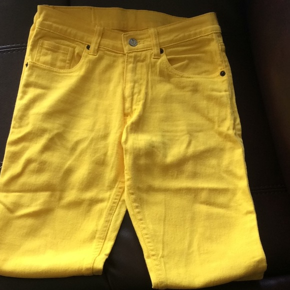 Trendy Canary Yellow Jeans With 5 Pockets - Picture 3 of 4
